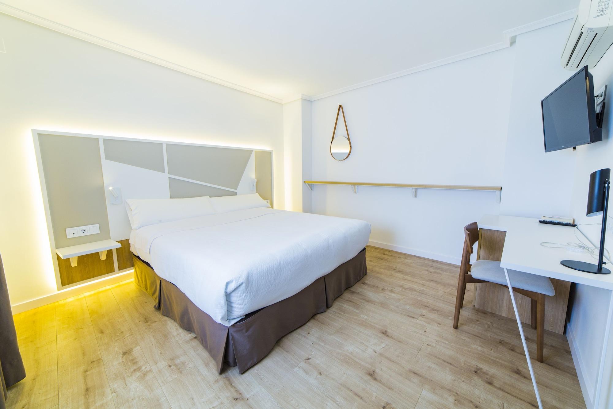 Hospedium Hotel Canitas Maite Gastronomico カサス・イバーニェス エクステリア 写真